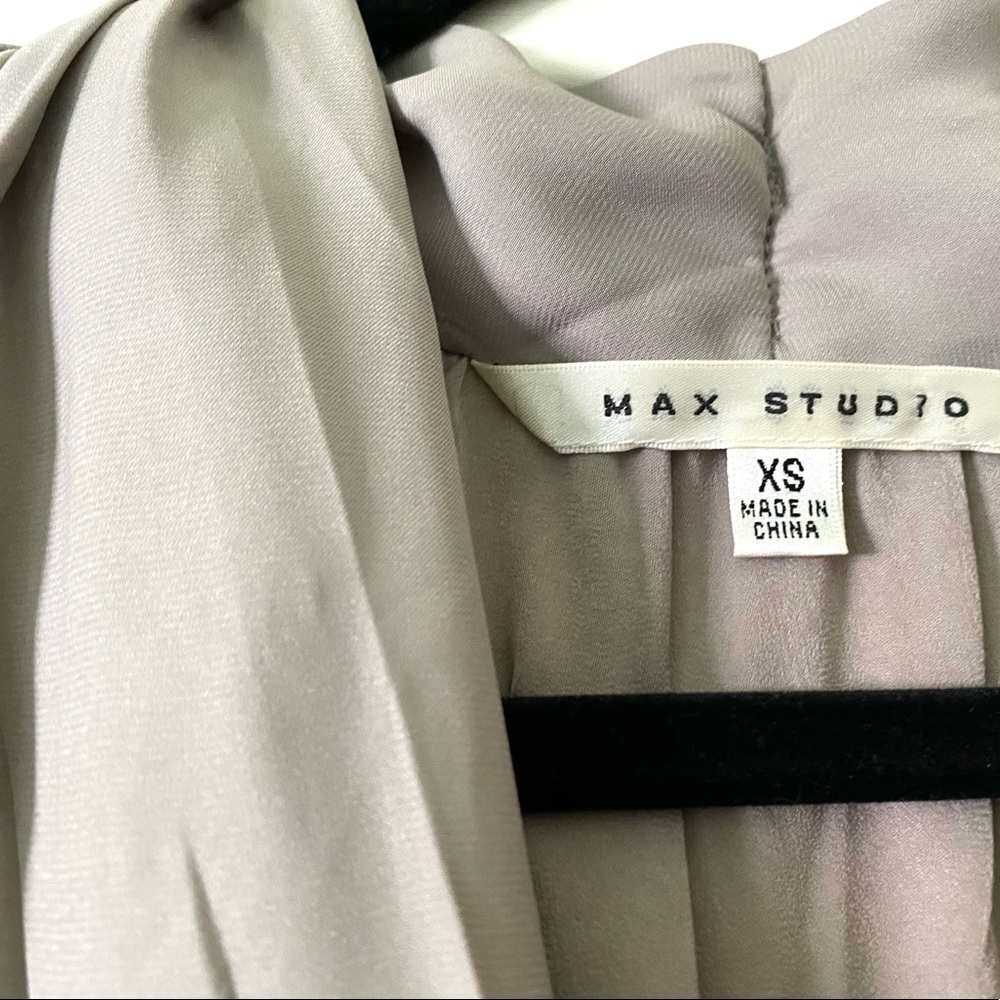 Max Studio top - Picture 4 of 5
